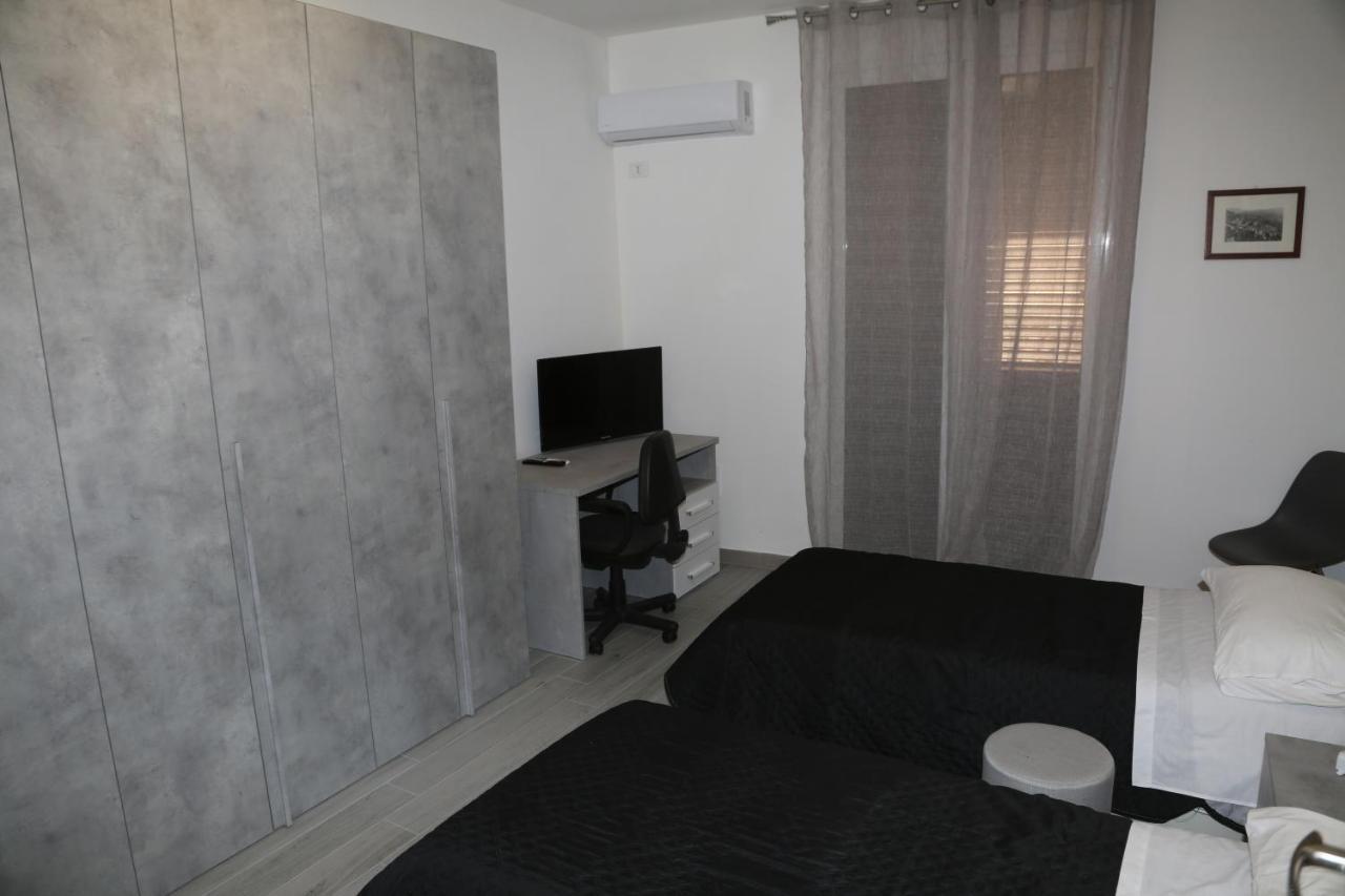 Montelepre Camurria Sicily Home מראה חיצוני תמונה